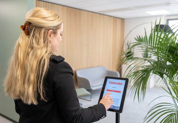 20221019-toshiba-digital-signage-de-meern-5.jpg